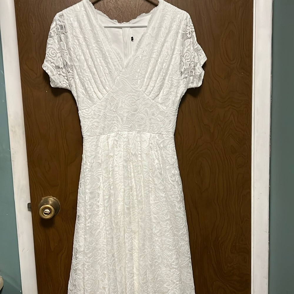 NWOT White lined lace dress size S